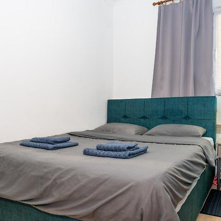 סלוניקי Modern Apt Upon Tsimiski מראה חיצוני תמונה