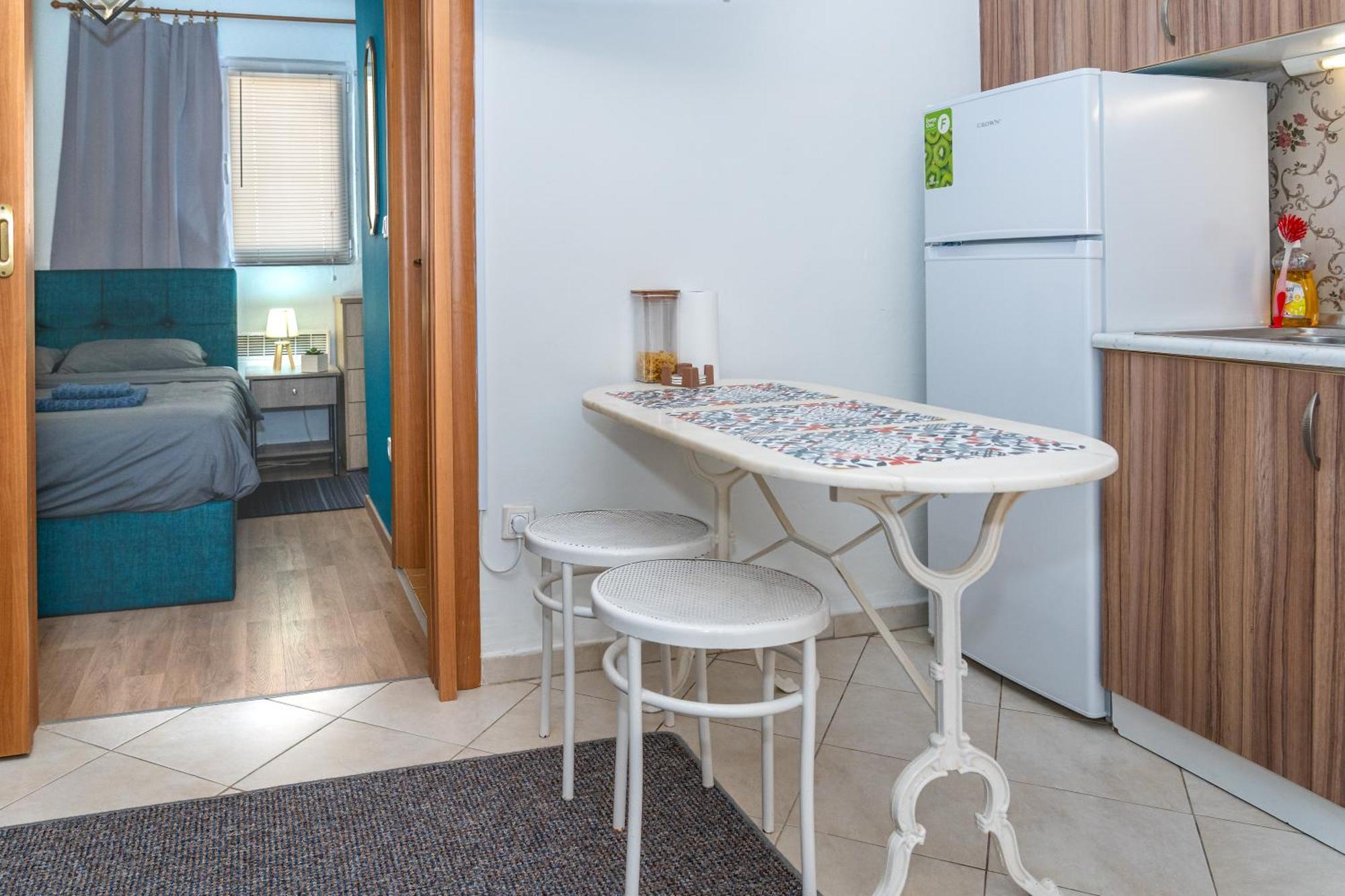 סלוניקי Modern Apt Upon Tsimiski מראה חיצוני תמונה
