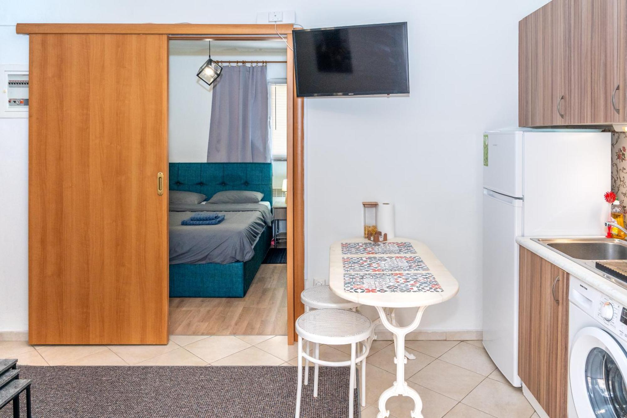 סלוניקי Modern Apt Upon Tsimiski מראה חיצוני תמונה